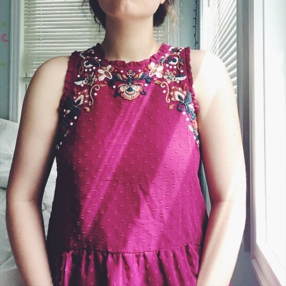 Embroidered Top - Picture 2 of 6